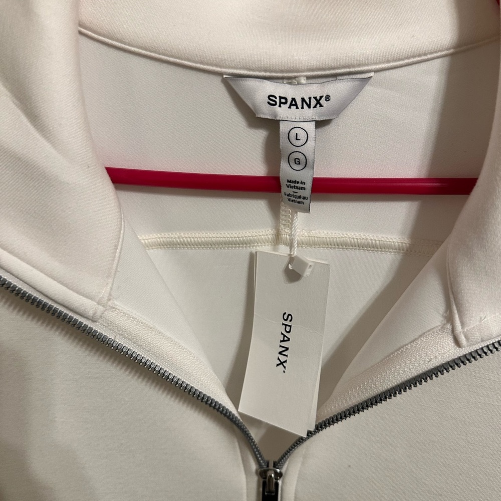 SPANX Airessentials Luxe Half Zip pullover sweats… - image 2